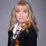 Elena Peres violin headshot